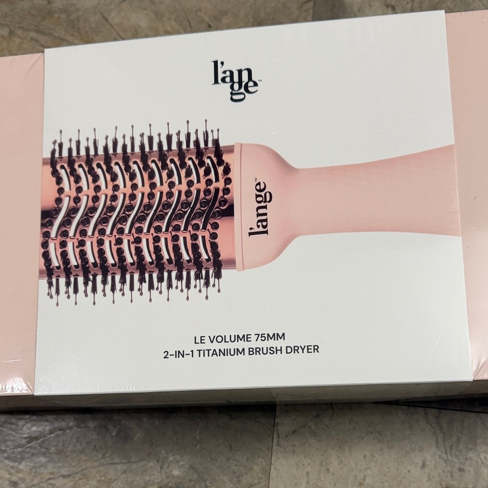 L'ange Le Volume 75mm 2-in-1 Titanium Brush Dryer - Picture 2 of 3